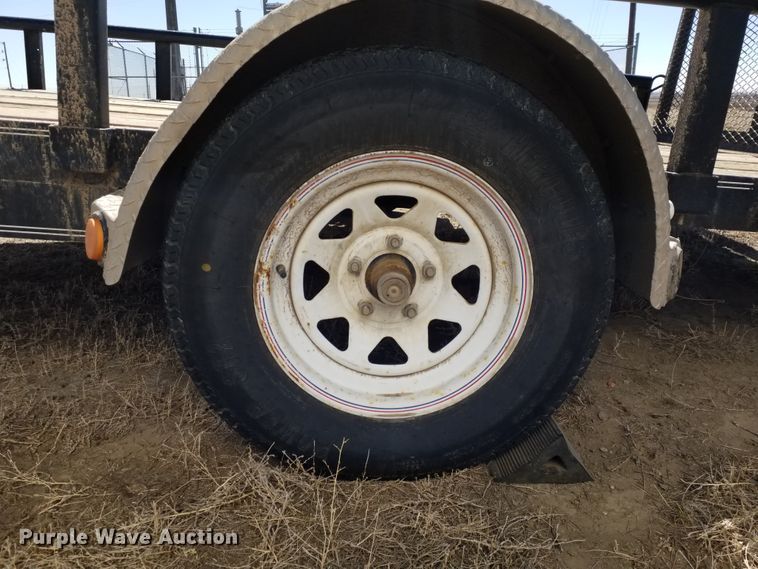 image for item IP9098 2010 P.J. utility trailer