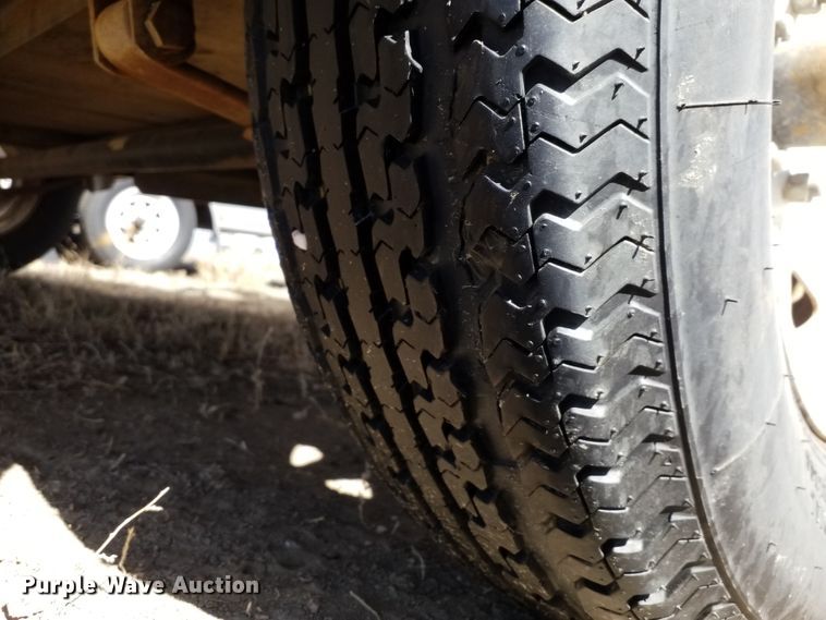 image for item IP9098 2010 P.J. utility trailer