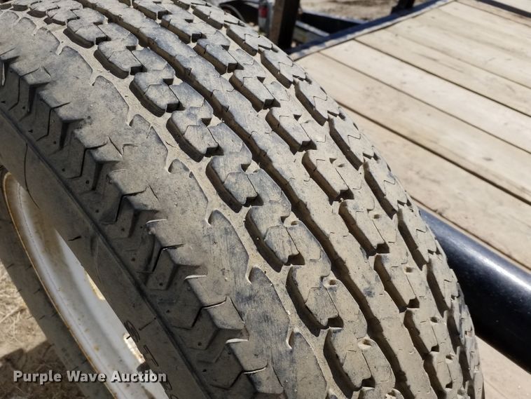 image for item IP9098 2010 P.J. utility trailer