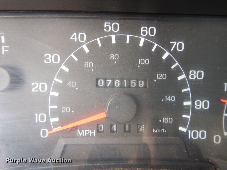 image for item IP9110 2005 Ford F750 Super Duty  forestry bucket truck