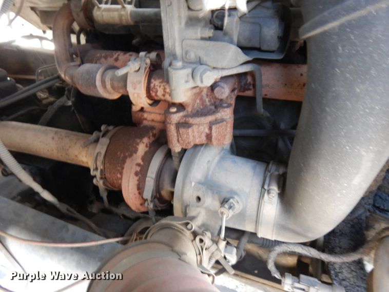 image for item IP9110 2005 Ford F750 Super Duty  forestry bucket truck