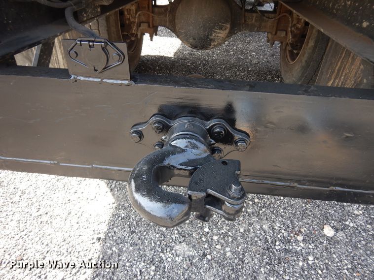 image for item IP9110 2005 Ford F750 Super Duty  forestry bucket truck