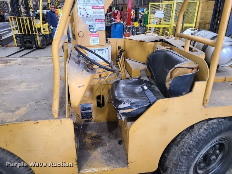 image for item IQ9029 Drott 85RM2  carry deck crane