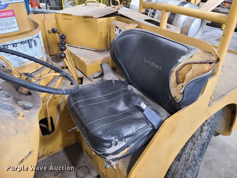 image for item IQ9029 Drott 85RM2  carry deck crane