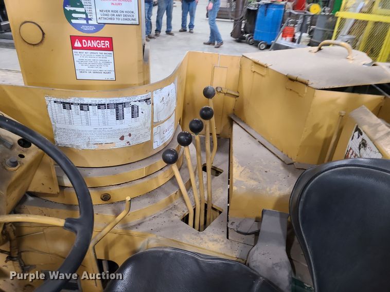 image for item IQ9029 Drott 85RM2  carry deck crane