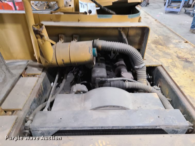 image for item IQ9029 Drott 85RM2  carry deck crane