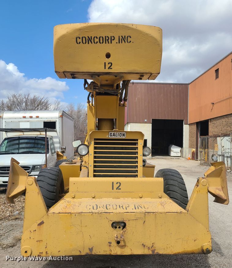 image for item IQ9033 Galion KC10  crane