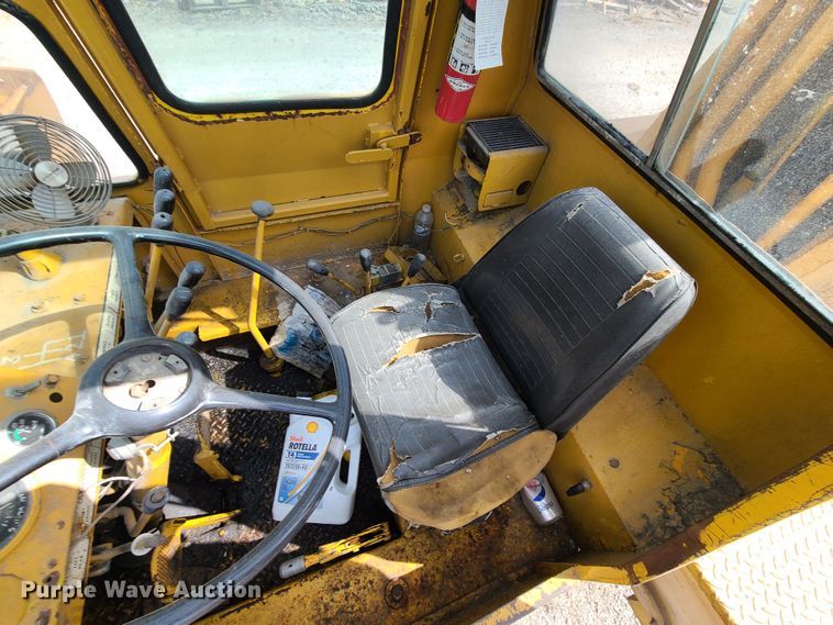 image for item IQ9033 Galion KC10  crane