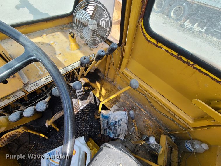 image for item IQ9033 Galion KC10  crane