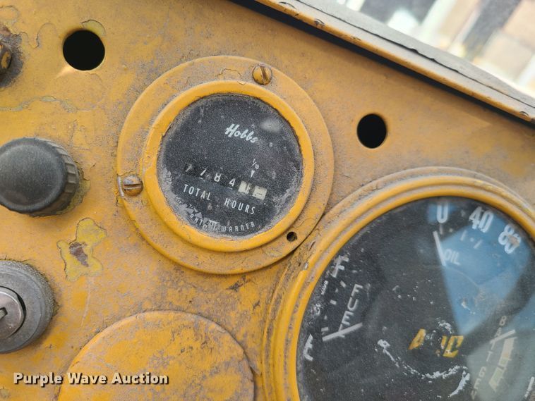 image for item IQ9033 Galion KC10  crane