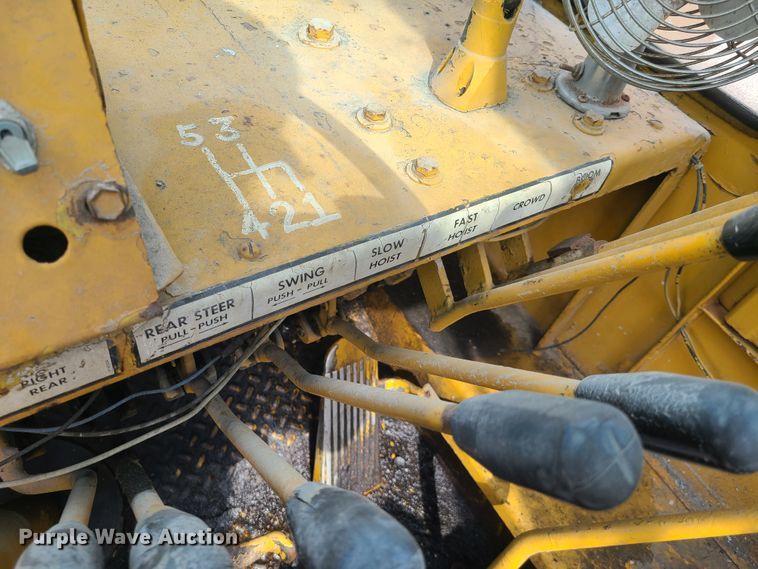 image for item IQ9033 Galion KC10  crane