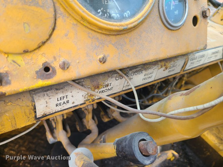 image for item IQ9033 Galion KC10  crane