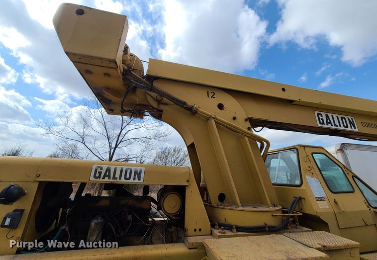 image for item IQ9033 Galion KC10  crane