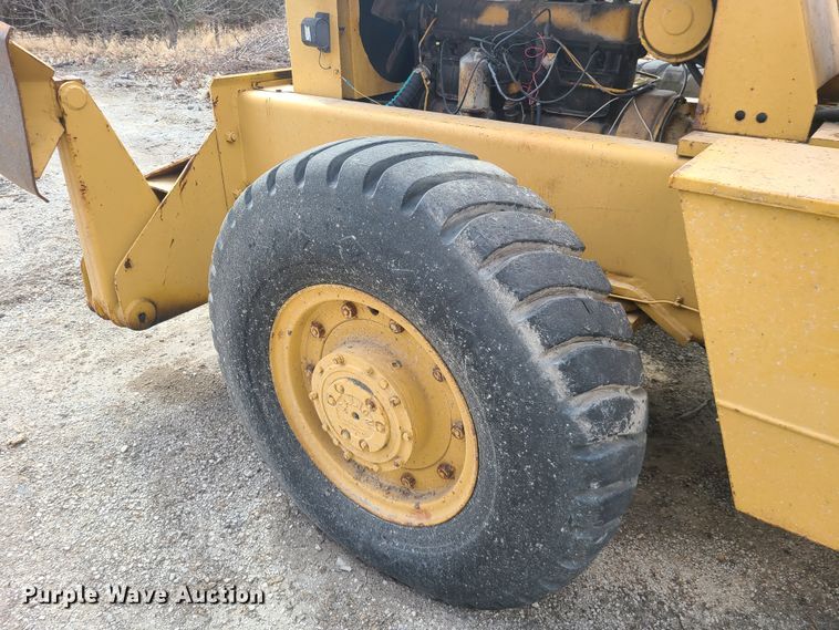 image for item IQ9033 Galion KC10  crane