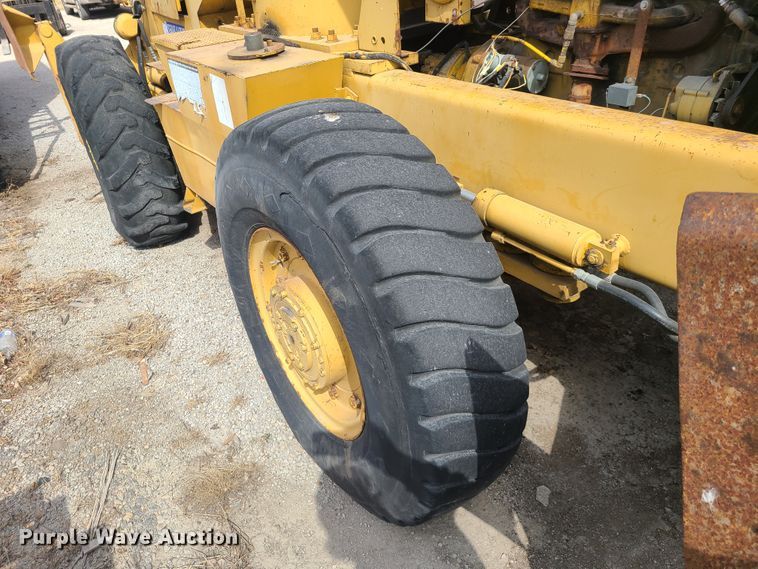 image for item IQ9033 Galion KC10  crane