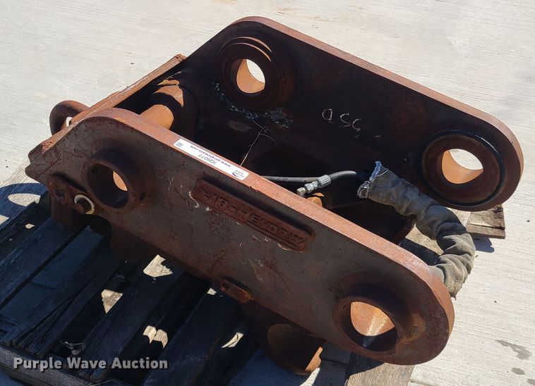 Jb Hendrix excavator quick coupler in Liberty, MO Item IQ9077 sold