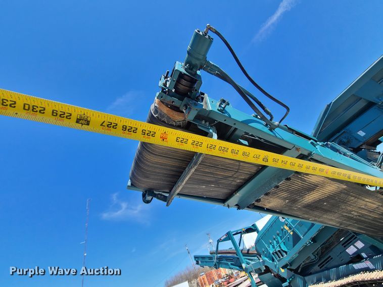 image for item IQ9081 2004 Powerscreen Warrior 1800  screening plant