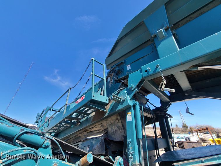 image for item IQ9081 2004 Powerscreen Warrior 1800  screening plant