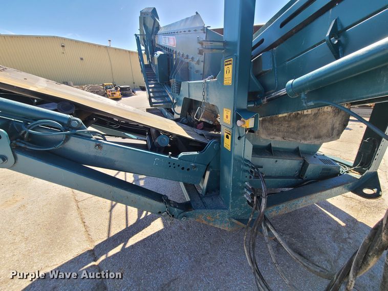 image for item IQ9081 2004 Powerscreen Warrior 1800  screening plant