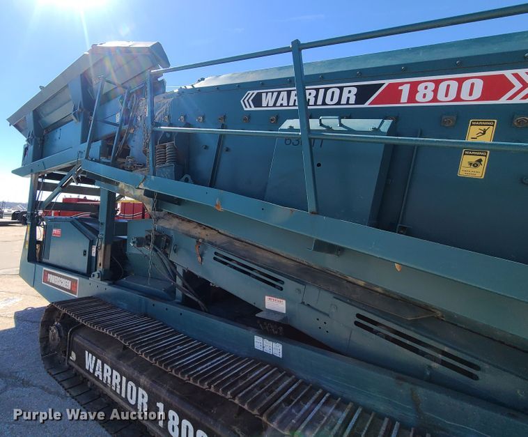 image for item IQ9081 2004 Powerscreen Warrior 1800  screening plant