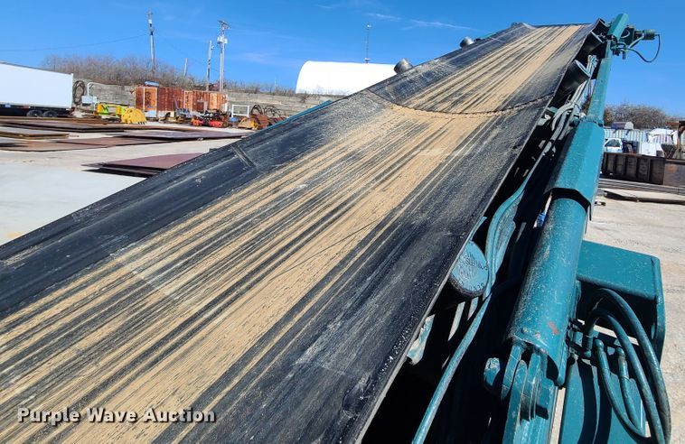 image for item IQ9081 2004 Powerscreen Warrior 1800  screening plant