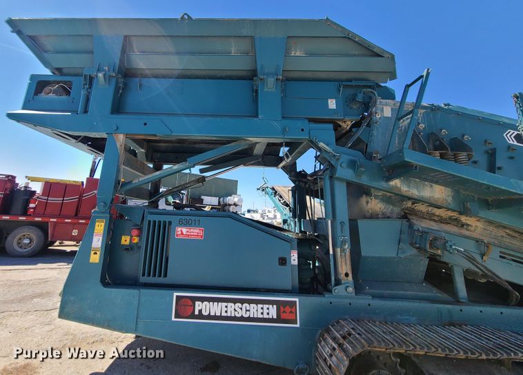 image for item IQ9081 2004 Powerscreen Warrior 1800  screening plant