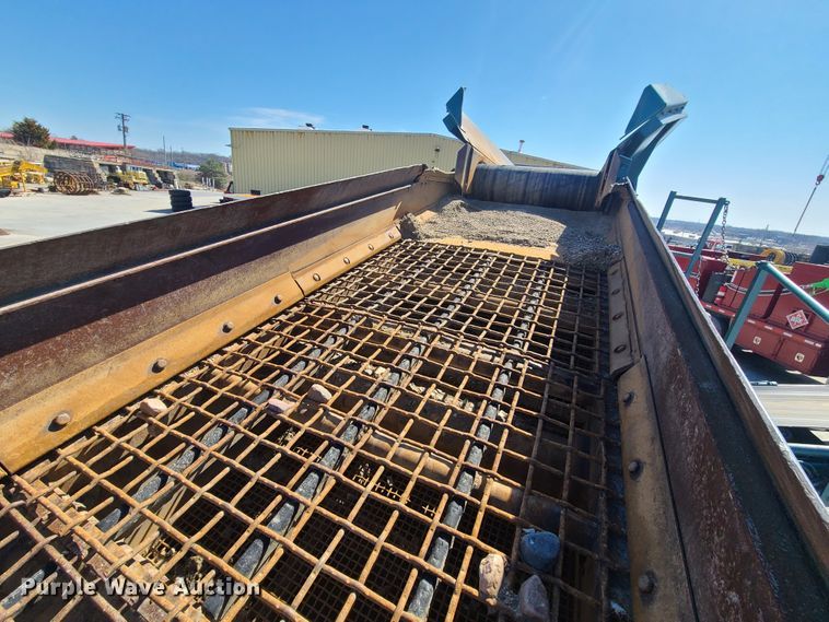 image for item IQ9081 2004 Powerscreen Warrior 1800  screening plant