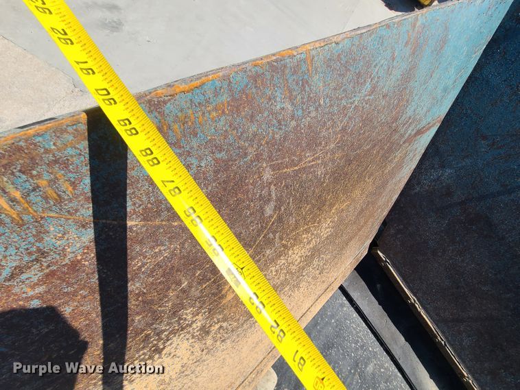 image for item IQ9081 2004 Powerscreen Warrior 1800  screening plant