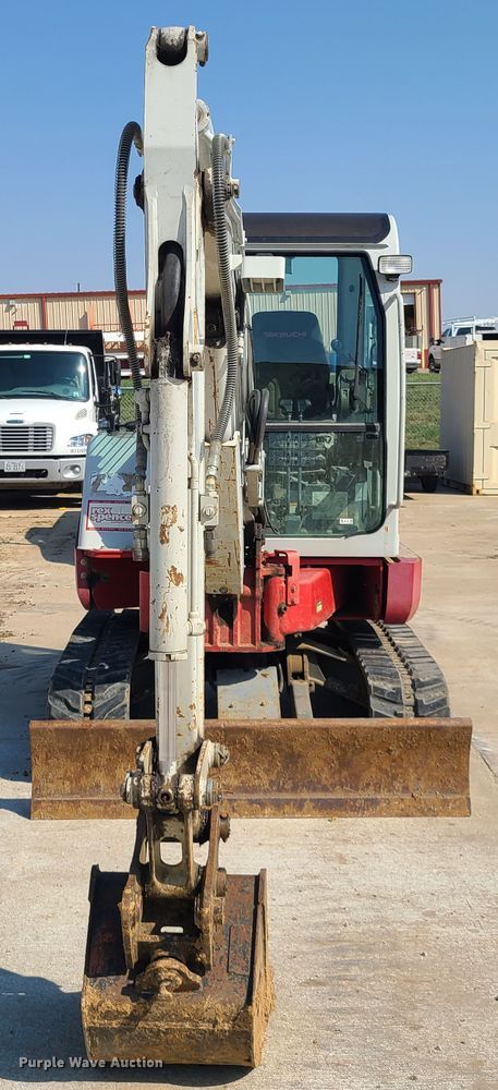 image for item IQ9096 2008 Takeuchi TB138FR  mini excavator
