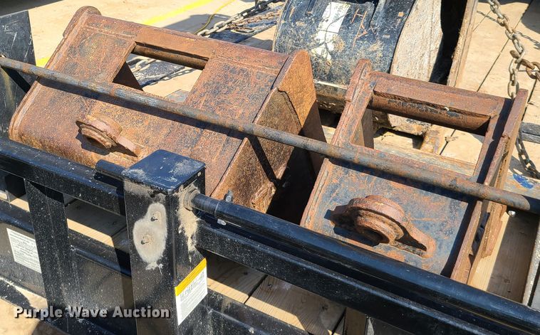 image for item IQ9096 2008 Takeuchi TB138FR  mini excavator