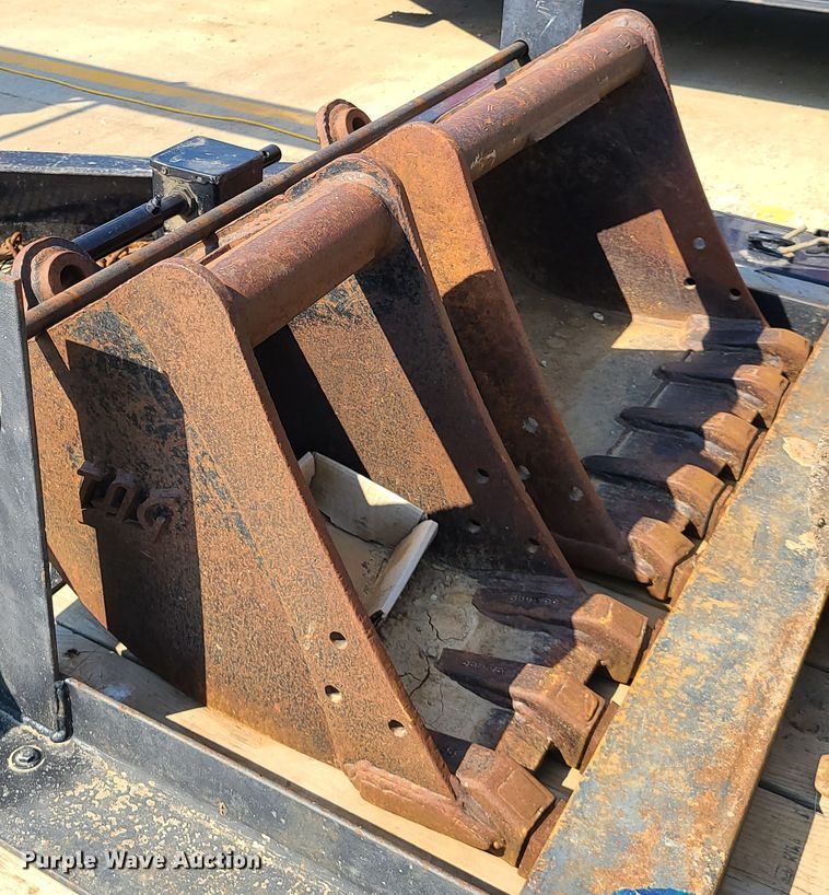 image for item IQ9096 2008 Takeuchi TB138FR  mini excavator