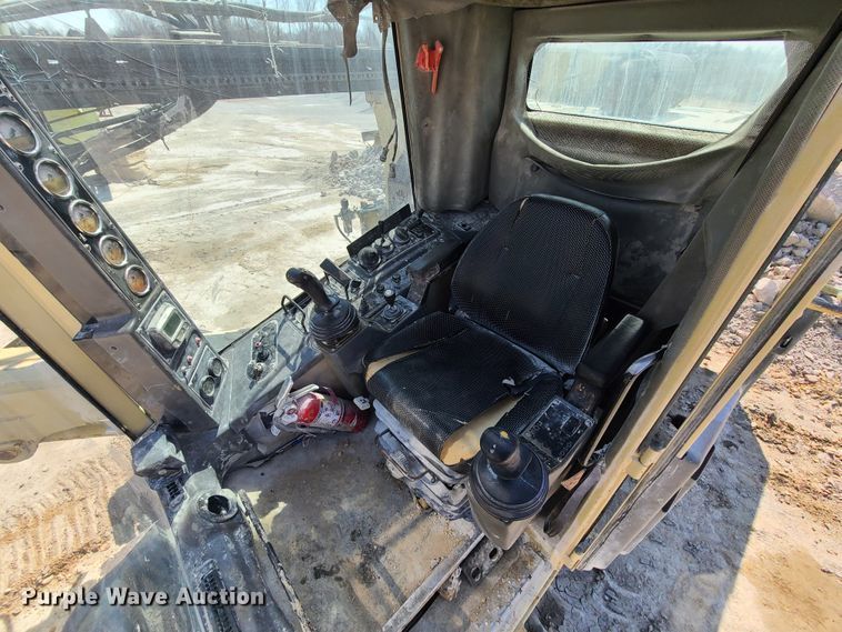 image for item IQ9099 Ingersoll Rand ECM-585  rock pilot drill