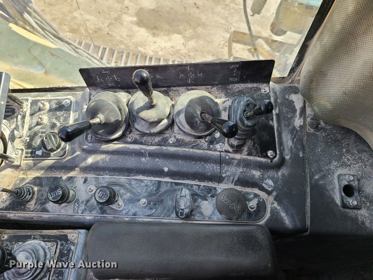 image for item IQ9099 Ingersoll Rand ECM-585  rock pilot drill