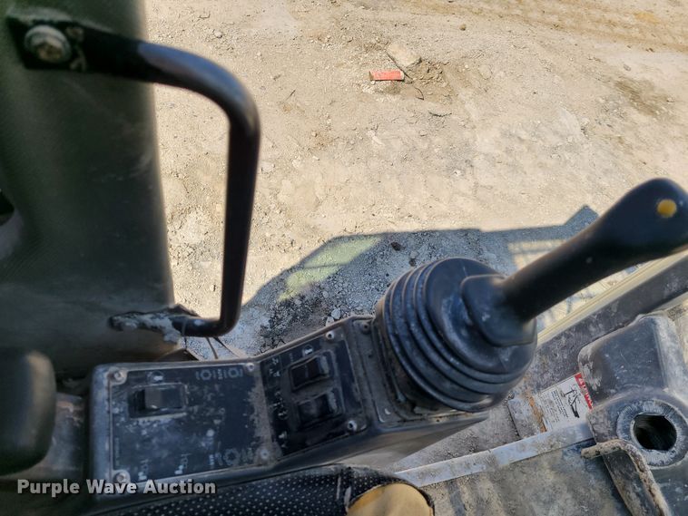 image for item IQ9099 Ingersoll Rand ECM-585  rock pilot drill