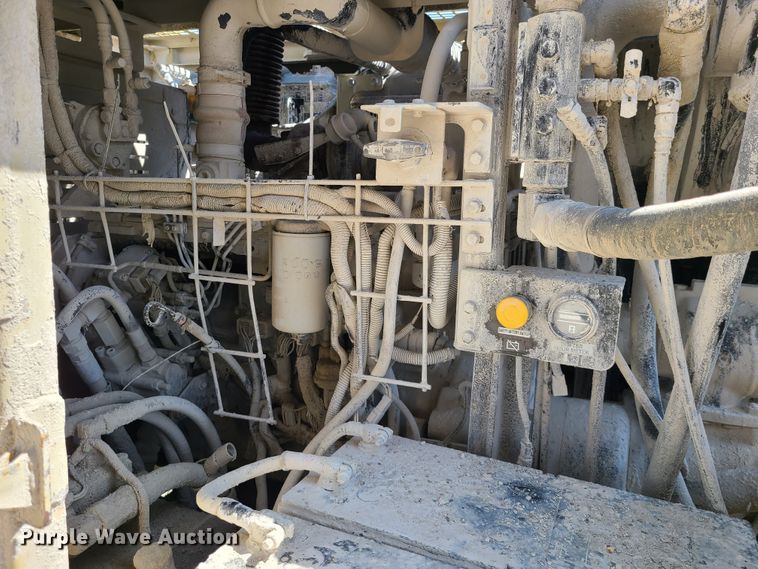 image for item IQ9099 Ingersoll Rand ECM-585  rock pilot drill