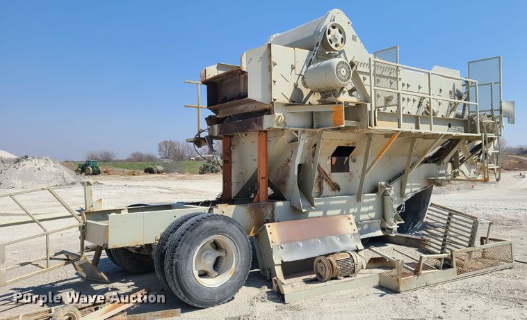 image for item IQ9101 1972 Cedarapids 3109-015  screening plant