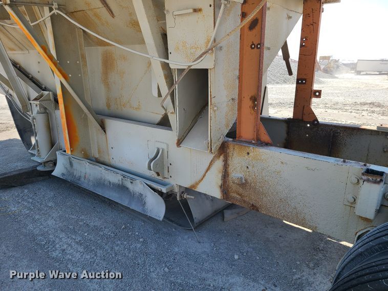 image for item IQ9101 1972 Cedarapids 3109-015  screening plant