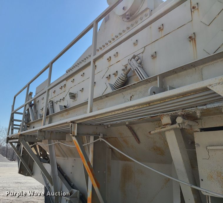 image for item IQ9101 1972 Cedarapids 3109-015  screening plant