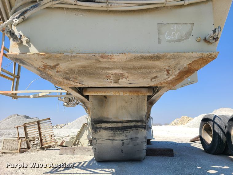 image for item IQ9101 1972 Cedarapids 3109-015  screening plant