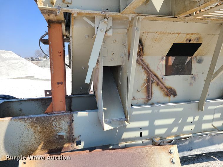 image for item IQ9101 1972 Cedarapids 3109-015  screening plant