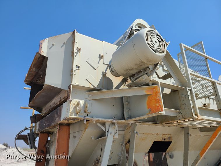 image for item IQ9101 1972 Cedarapids 3109-015  screening plant