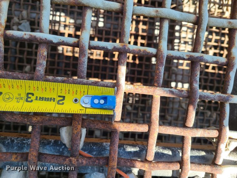 image for item IQ9101 1972 Cedarapids 3109-015  screening plant