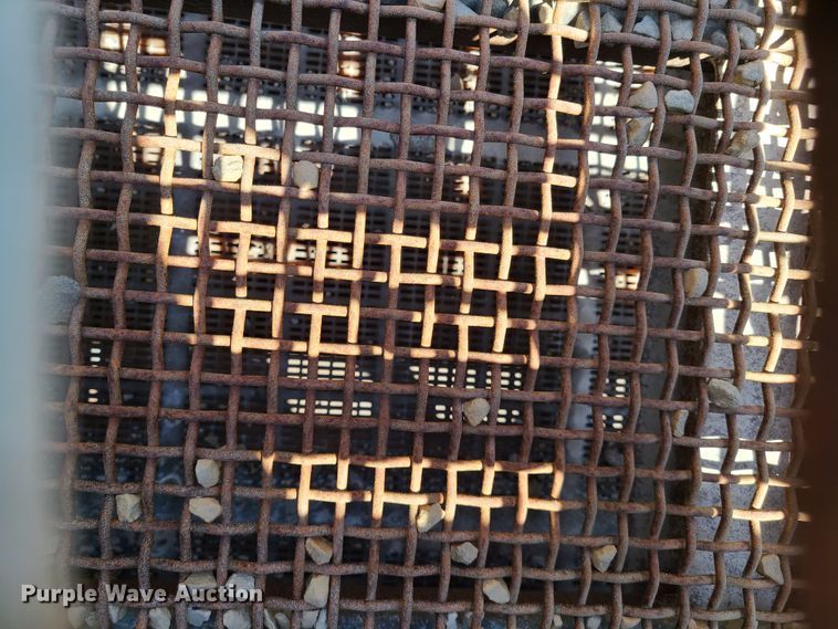 image for item IQ9101 1972 Cedarapids 3109-015  screening plant