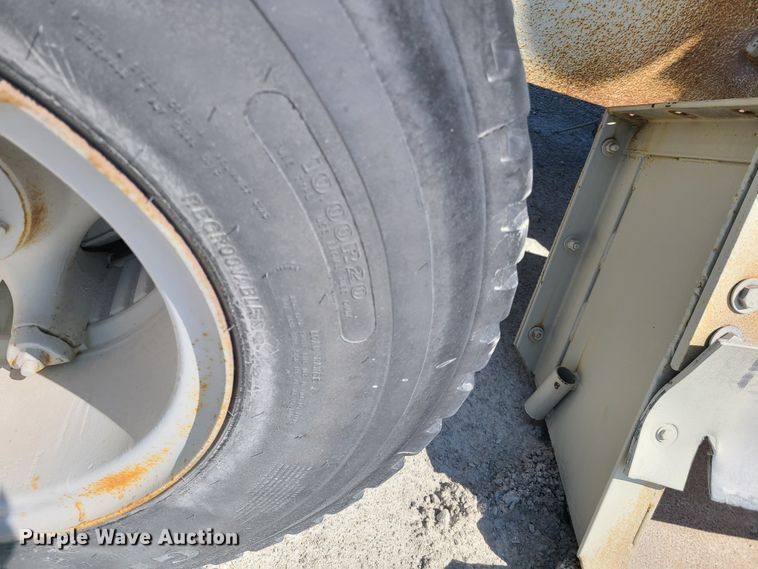 image for item IQ9101 1972 Cedarapids 3109-015  screening plant