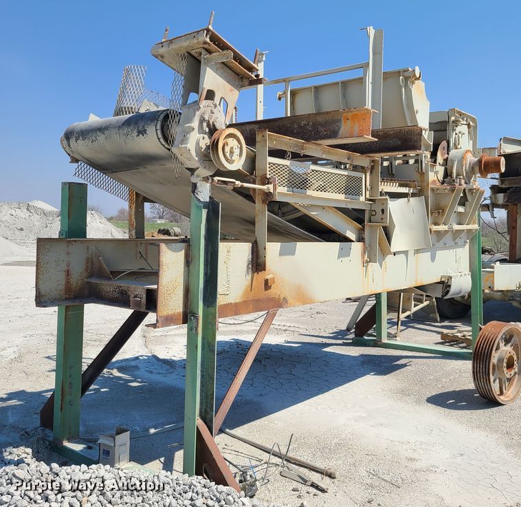 image for item IQ9102 Cedarapids 5040 hammer mill