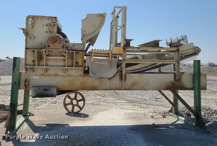 image for item IQ9102 Cedarapids 5040 hammer mill