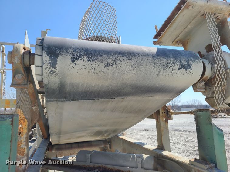 image for item IQ9102 Cedarapids 5040 hammer mill