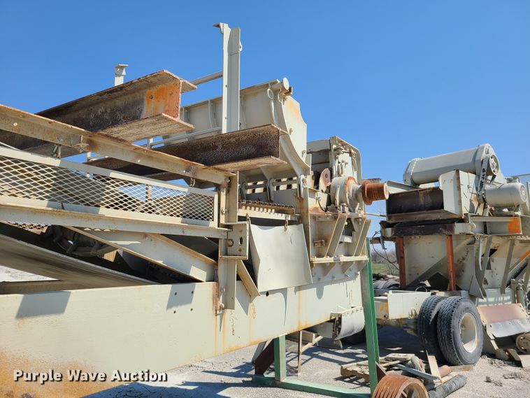 image for item IQ9102 Cedarapids 5040 hammer mill