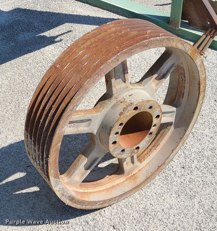 image for item IQ9102 Cedarapids 5040 hammer mill