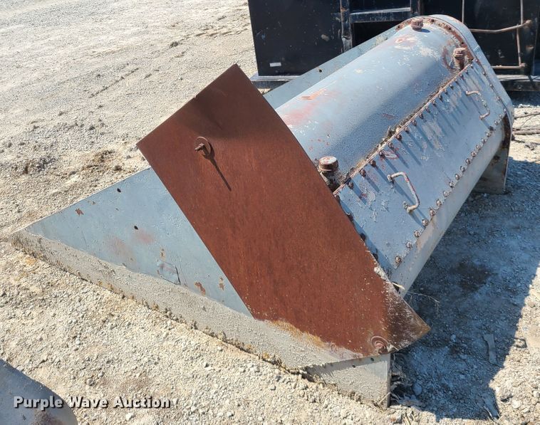 image for item IQ9103 Cedarapids screen vibrator